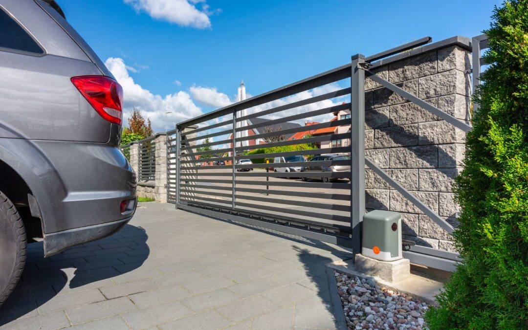 Motoryzacja spotyka architekturę: jak nowoczesne bramy aluminiowe, balustrady i ogrodzenia w Brzesku wpływają na komfort kierowców i bezpieczeństwo samochodów